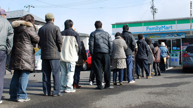 japan tsunami queueing crowd control