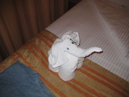 towel animals happy elephant